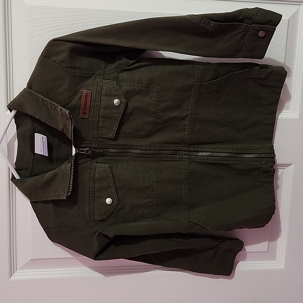 Columbia utility green jacket